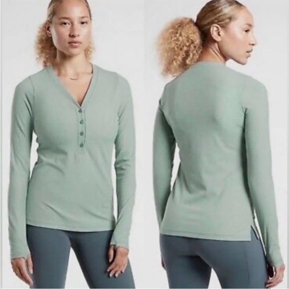 Athleta Tops - Athleta Uptempo Ribbed Henley Long Sleeve Top in Heathered Green Size XL